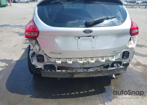 2016 Ford Focus Se z USA, uszkodzony, nr VIN 1FADP3K22GL283125
